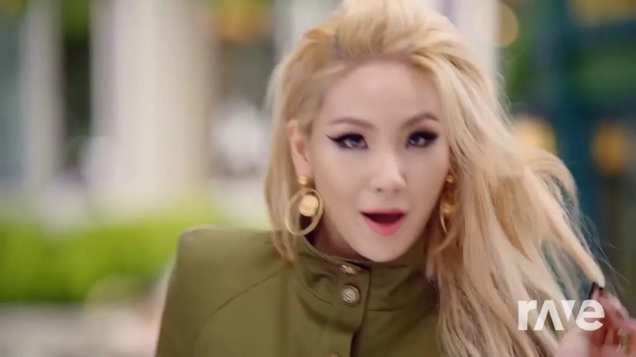 CL of 2ne1 Daddy. CL and Psy. Psy Daddy. Psy Daddy актриса.