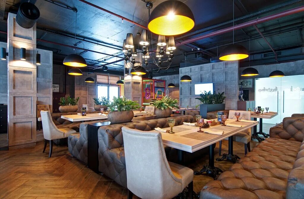 вилла делла паста на большой дмитровке. семейное кафе андерсон москва. ресторан plov ташкент. американская пиццерия интерьер. интерьер семейного кафе.