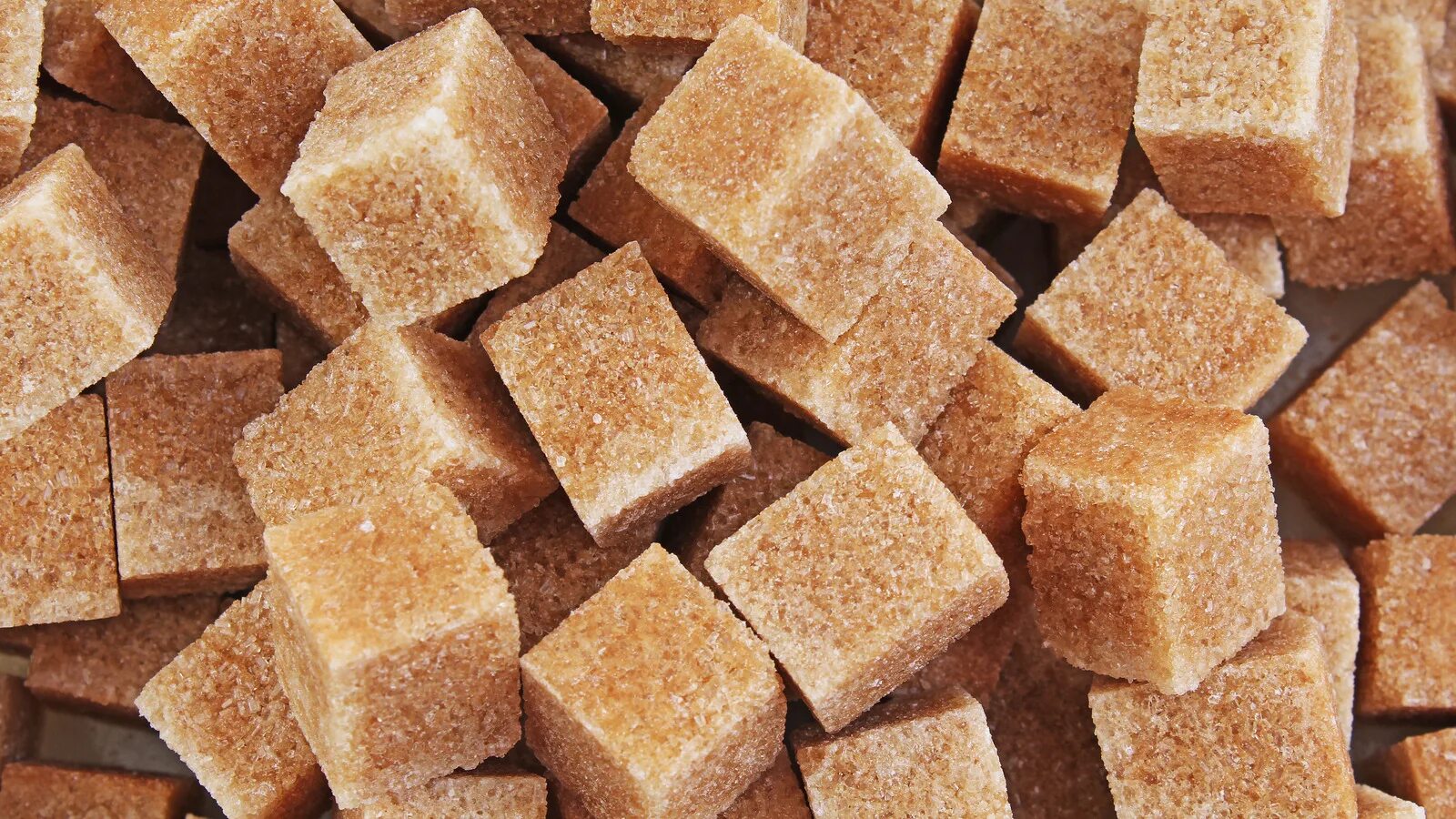 Сахар сырец купить. Сахар тростниковый коричневый. Сахар-Сырец тростниковый. Бразильский тростниковый сахар. Бурый (неочищенный) сахар.