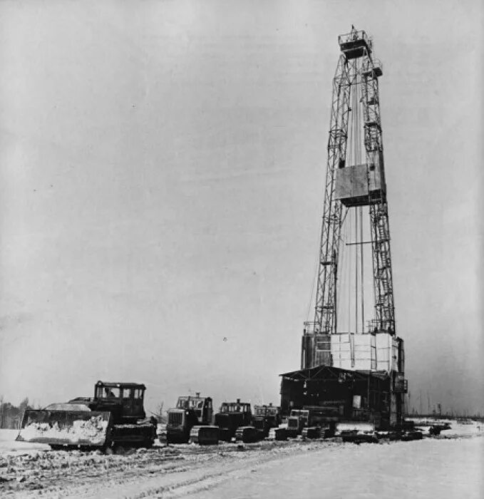 Усть-балыкское месторождение нефти. Башкирская асср г ишимбай. Тазовская нефтегазоразведочная экспедиция архив. Самотлор нефтяное месторождение. Нефтяные месторождения кавказа.