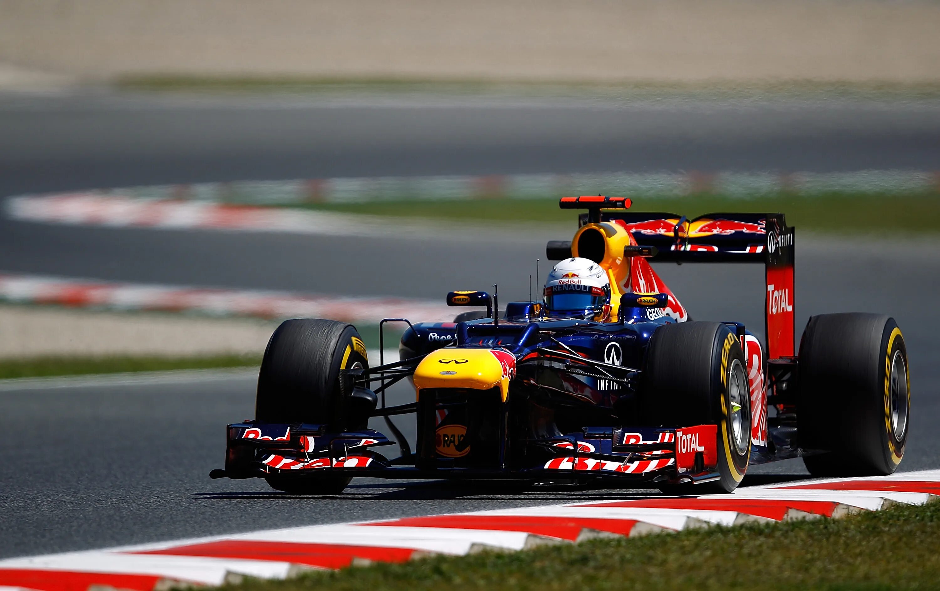 Формулы 1 5 класс. Red bull f1 2012. Red bull f1 rb19. Vettel Red bull f1. F1 2004 Red bull.