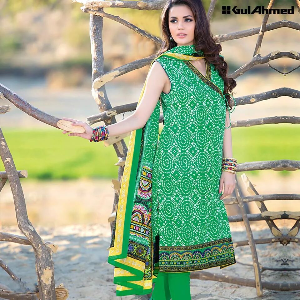 Gul Ahmed Salwars. Spring Summer collection. Ahmad Spring. Lady collection 2016-.