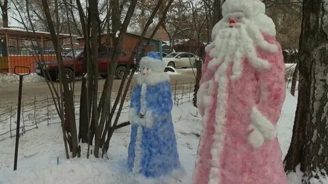 Дед мороз из снега
