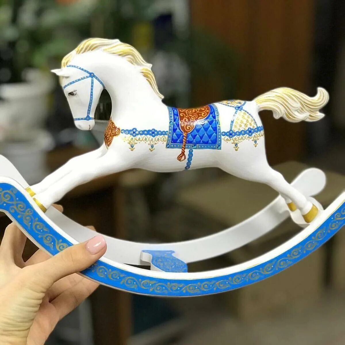 Деревянная лошадка игрушка. Деревянная лошадка качалка. Деревянная игрушка лошадка. Лошадка качалка viga toys. Лошадка качалка.