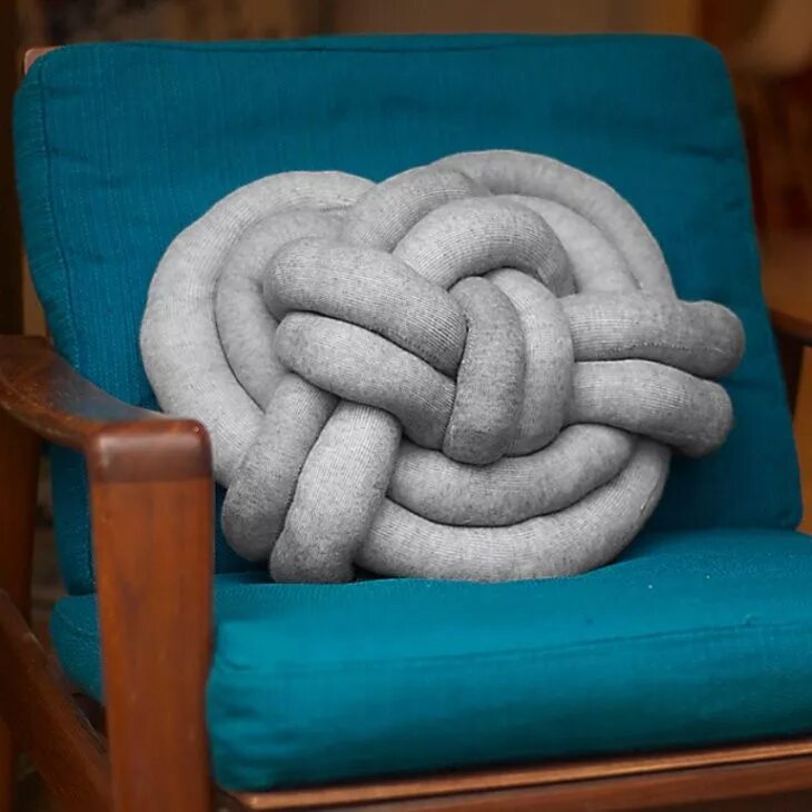 Как сделать подушку узел DIY: Knoten-Kissen zum Selbermachen Knoten kissen, Baby diy, Kissen selbst gesta