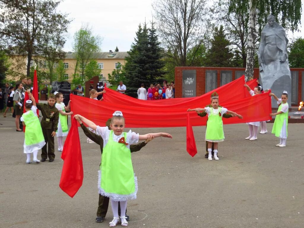 Роднички нехаевский район. Пос Нехаевский. Нехаевский район день Победы 2022 контакт. Погода в Нехаевской. Нехаевские вести.