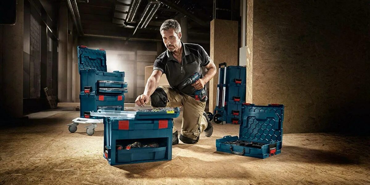 Take tools. Кейс Bosch l-Boxx Mini. L-Boxx Mini Bosch professional. Кейс Bosch l-Boxx фон. Верстак на Bosch l-Boxx.