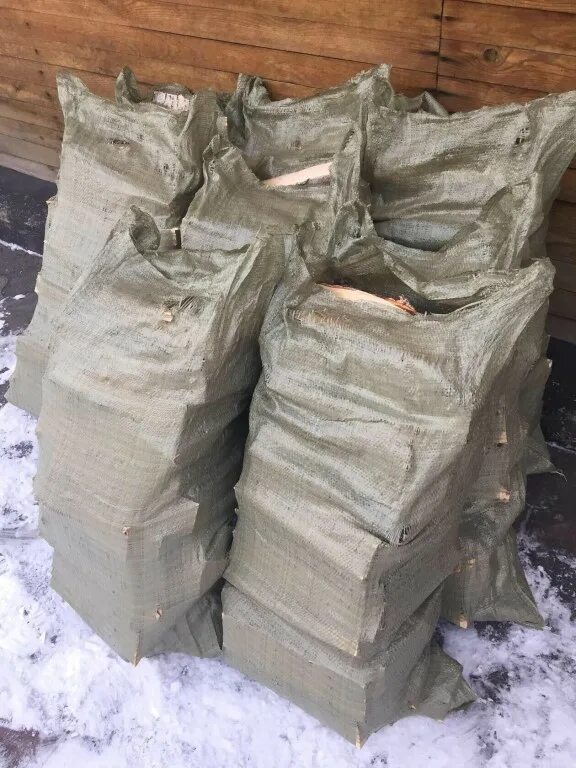 Дрова березовые в мешках. Дрова березовые в мешках. Дрова в мешках береза. Дрова в мешках береза. Дрова березовые в мешках.
