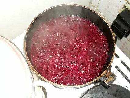 Сколько времени нужно варить борщ