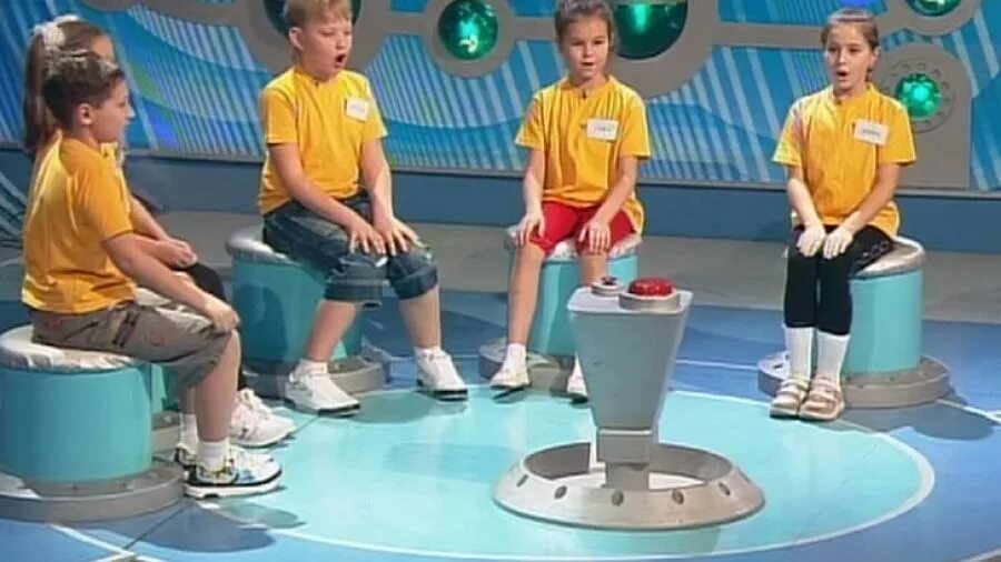 Вопрос на засыпку на канале карусель. Вопрос на засыпку карусель. Вопрос на засыпку мегаполис континент. Вопрос на засыпку на канале карусель. Саша киреев карусель.