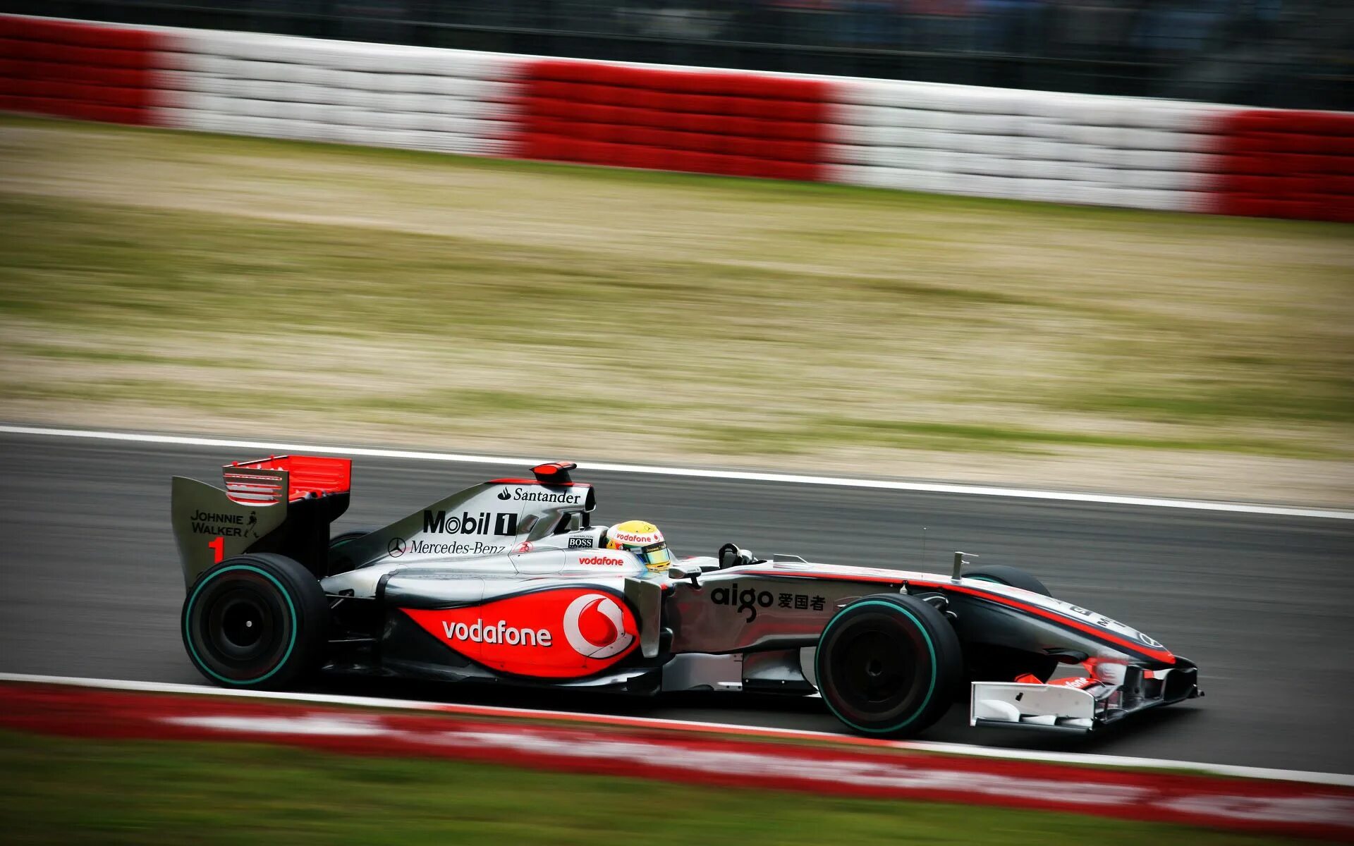 Гоночные машины формула 1. Mclaren f1 2010. спорткар формула 1. гоночная машина формула 1. mclaren mp412 f1.