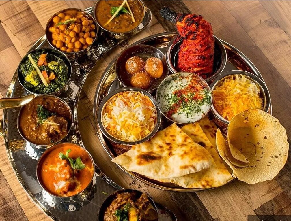 Индийская кухня тхали. Thali еда Индия. Тали индийская кухня. Тхали блюдо в Индии. Tradition dish