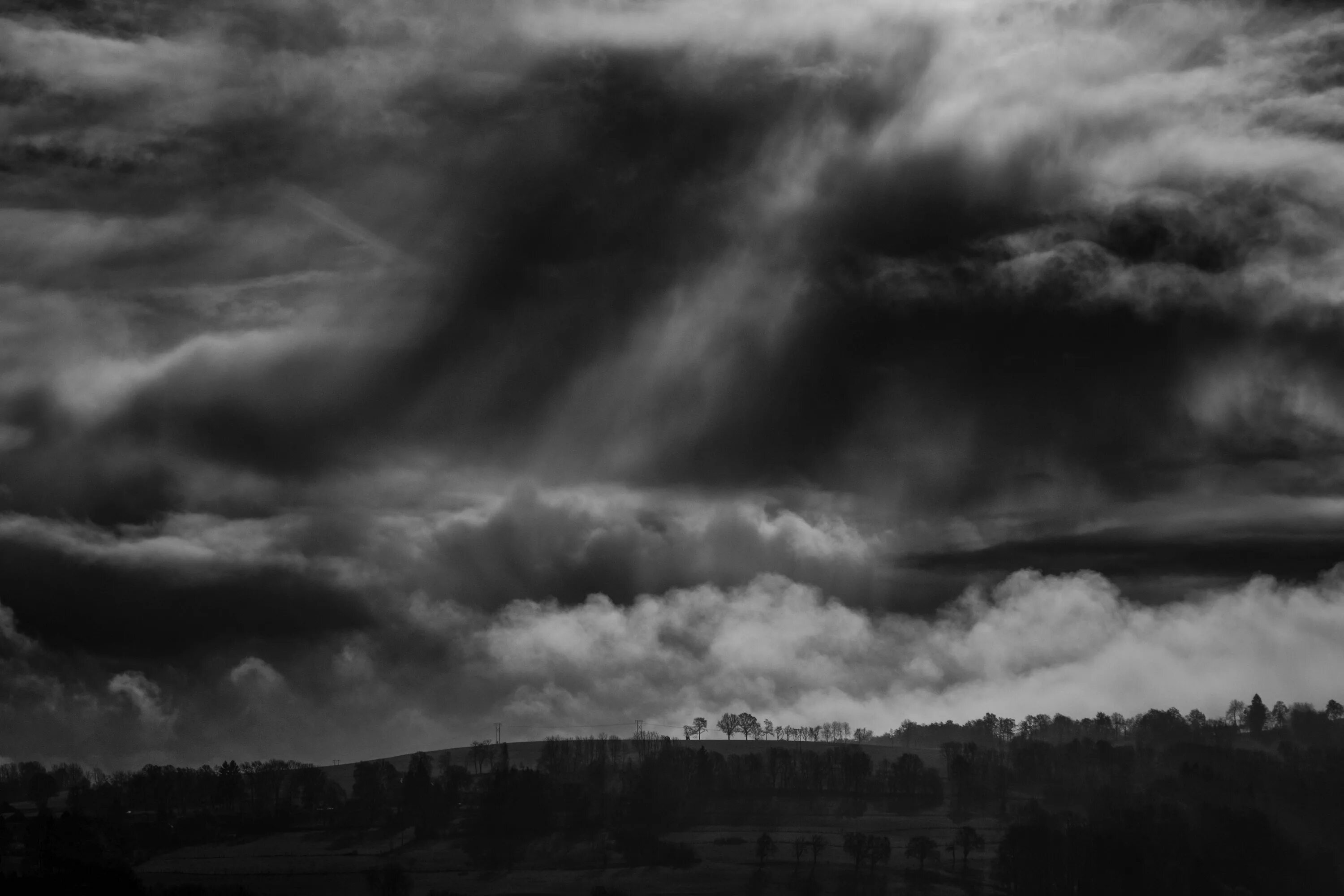 Look at those dark clouds it rain. Look at those dark clouds it rain