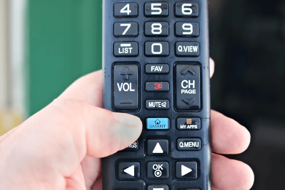 Пульт LG Smart TV. Кнопка смарт ТВ на пульте LG. Кнопка Smart на пульте LG. Кнопка fav на пульте телевизора.