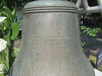 Cock bell