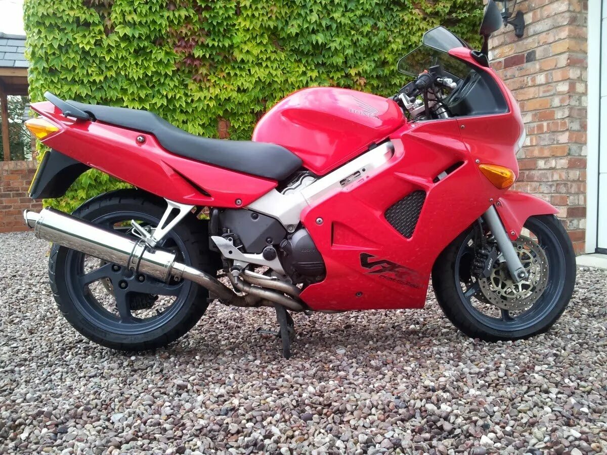 Honda vfr x. Honda vfr 800 красный. Honda vfr 800 6. Honda vfr 800 6. Хонда вфр 800.