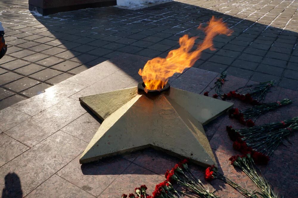 ногинск мемориал славы на площади победы. парк победы казань вечный огонь. группа вечный огонь. поклонная гора москва вечный огонь. вечный огонь ногинск звезда.