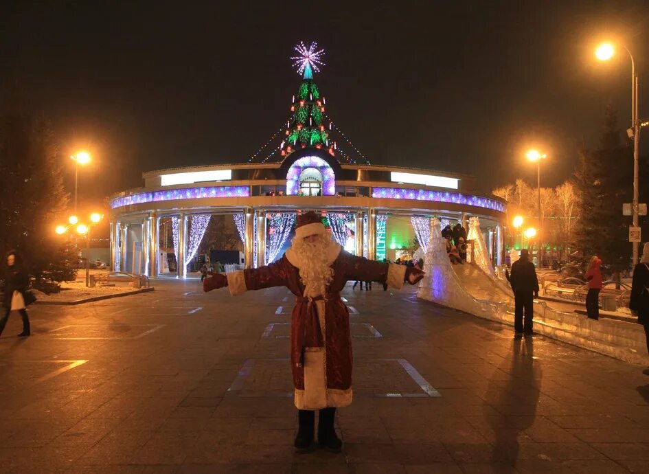 Сайт года тюмени. Тюмень новый год 2022 Тюмень город. Тюмень 2021 город. Тюмень зима 2022. Тюмень Новогодняя ночь.