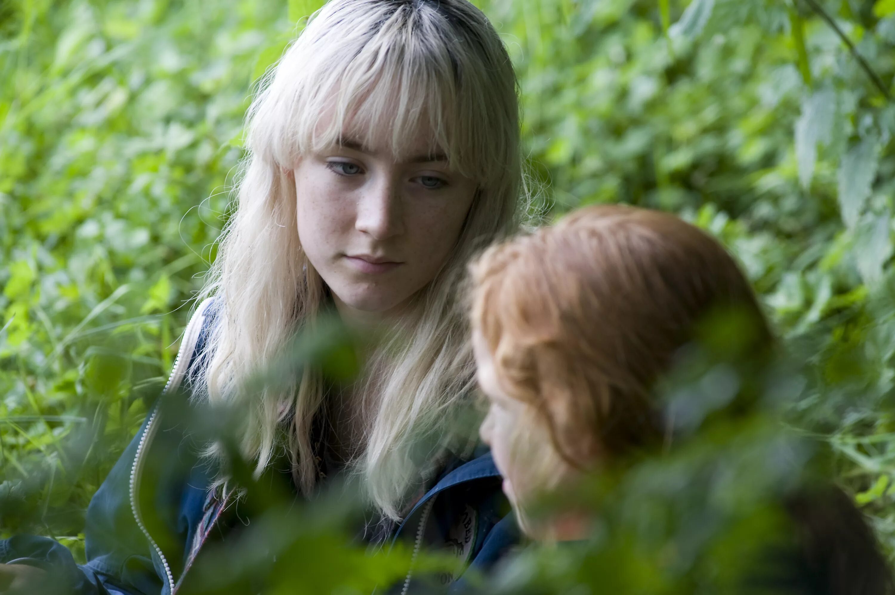 Джордж маккей и сирша ронан. Джордж маккей и сирша ронан. Джордж маккэй кадры. Сирша ронан и джордж маккэй. Сирша ронан.