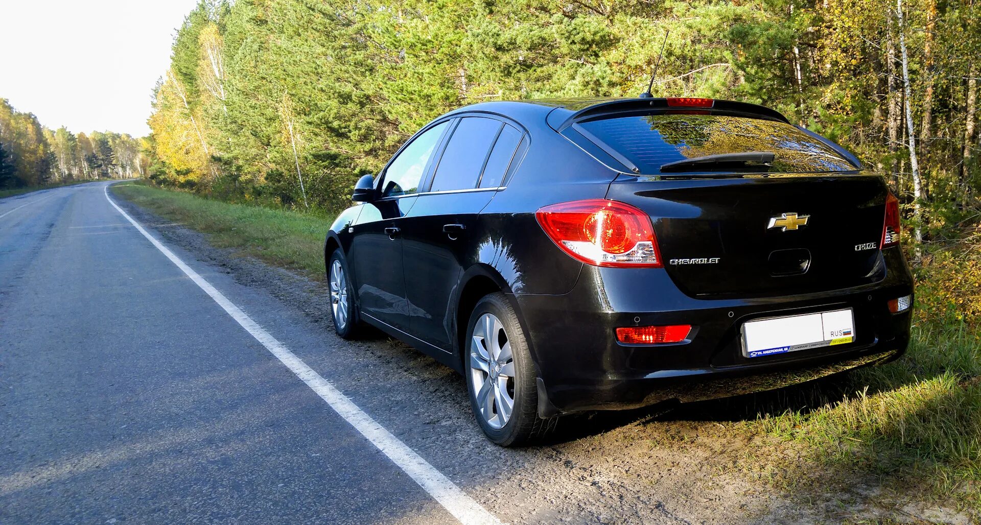 Шевроле круз хэтчбек 2012 года. Шевроле Круз хэтчбек 2012 черный. Chevrolet Cruze хэтчбек черный. Шевроле Круз хэтч черный. Шевроле Круз хэтчбек 2013 черный.