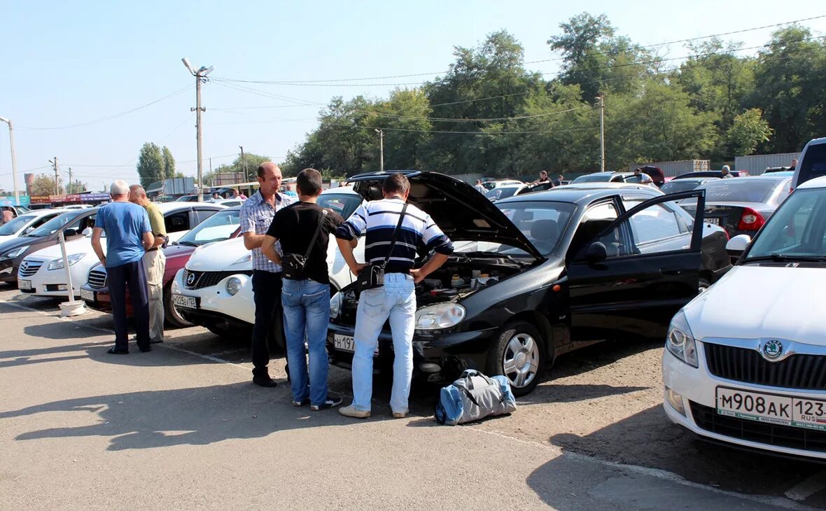 Авторынок краснодар. Авто рынки краснодар. Автомобильный рынок в краснодаре. Старый авторынок краснодар. Автоярмарка.