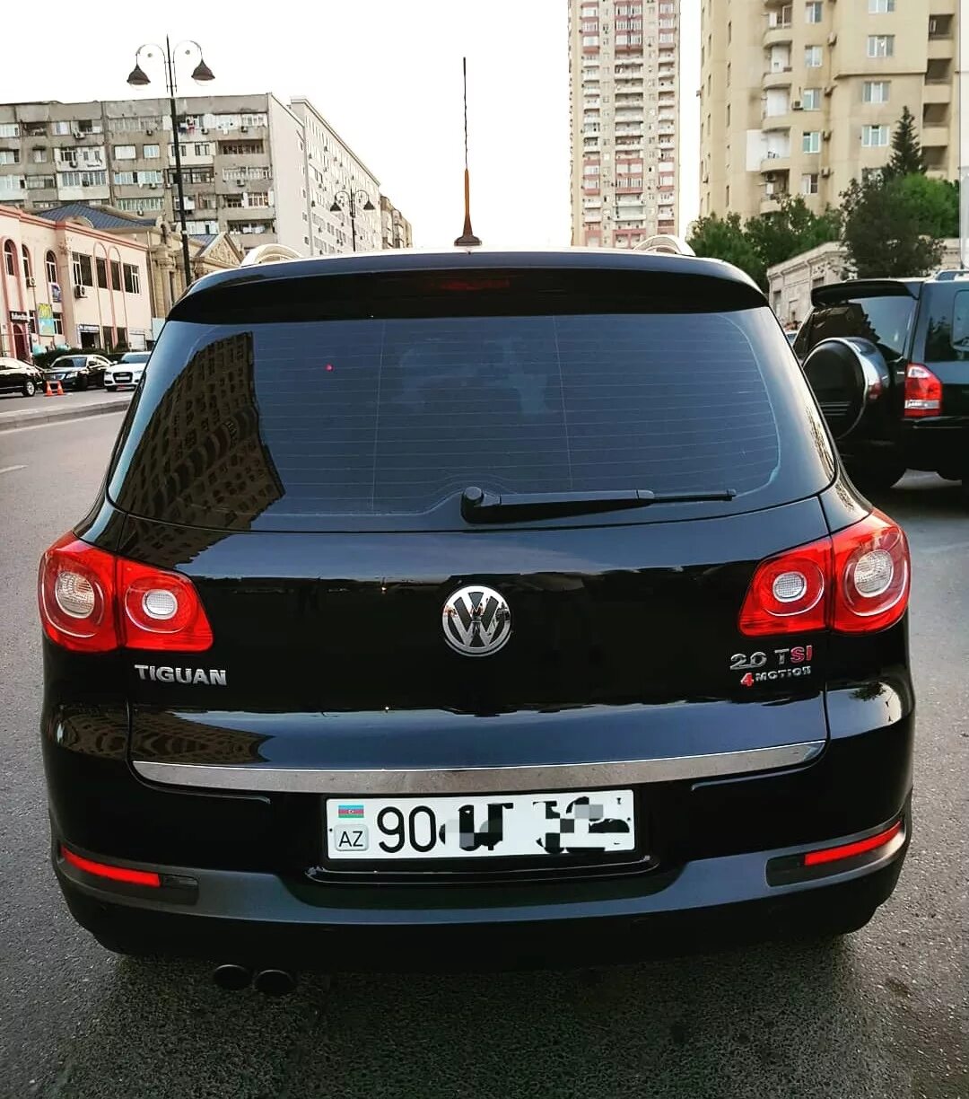 Как снять дверь багажника тигуан Ремонт замка багажника Tiguan. Замена лопнувшей шестерёнки. Volkswagen Tiguan