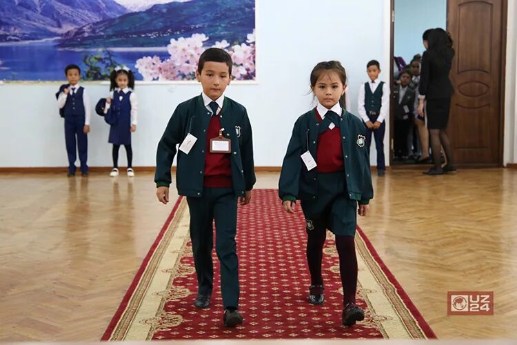 Школьная форма Узбекистана 2022-2023. Школьная форма в Узбекистане 2022. Школьная форма Таджикистана. Узбекистана школа форма.