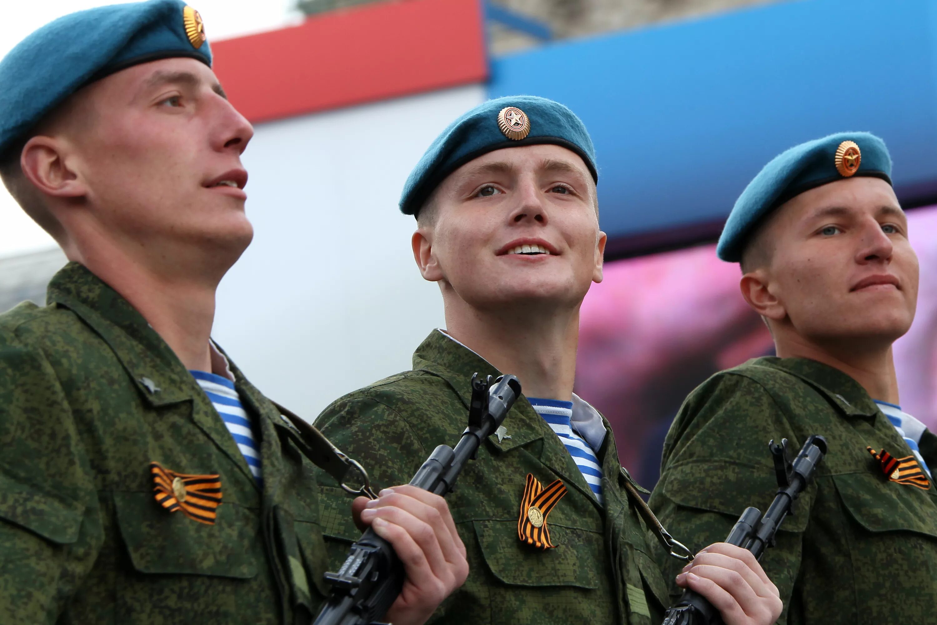 ВДВ РФ. Солдат ВДВ. Солдат десантник. ВДВ войска.