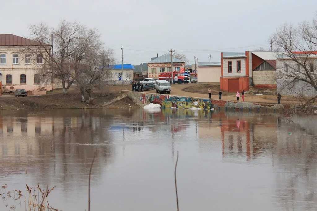 Калининск. Паводок Калининск Саратовской облас. Платина Калининск. Половодье в Калининске Саратовской области. Город Калининск.