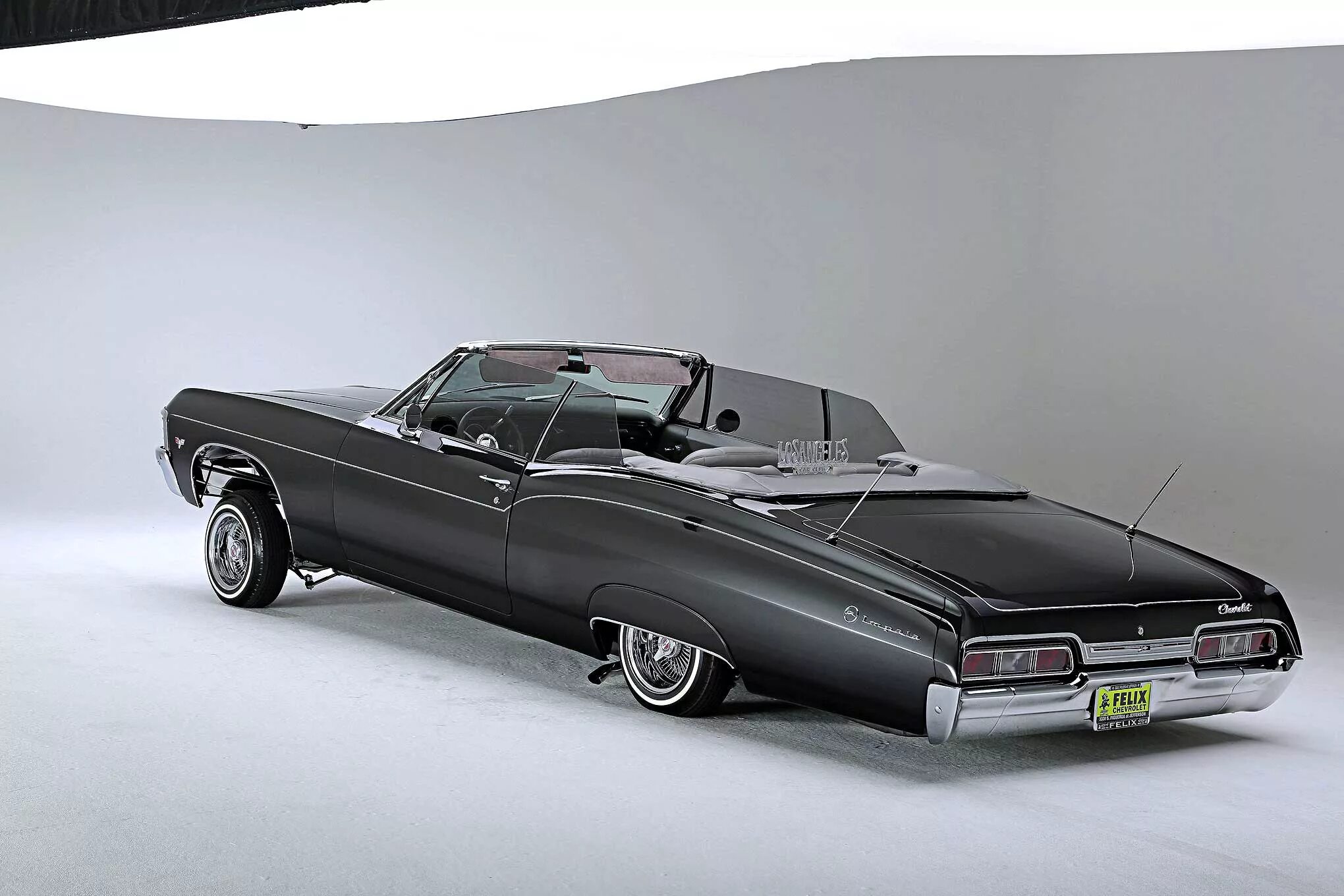 Импала цена. Шевроле Импала 1967. Chevrolet Impala 1967 Lowrider. Chevrolet Impala 1967 кабриолет. Chevrolet Impala Convertible 1967.