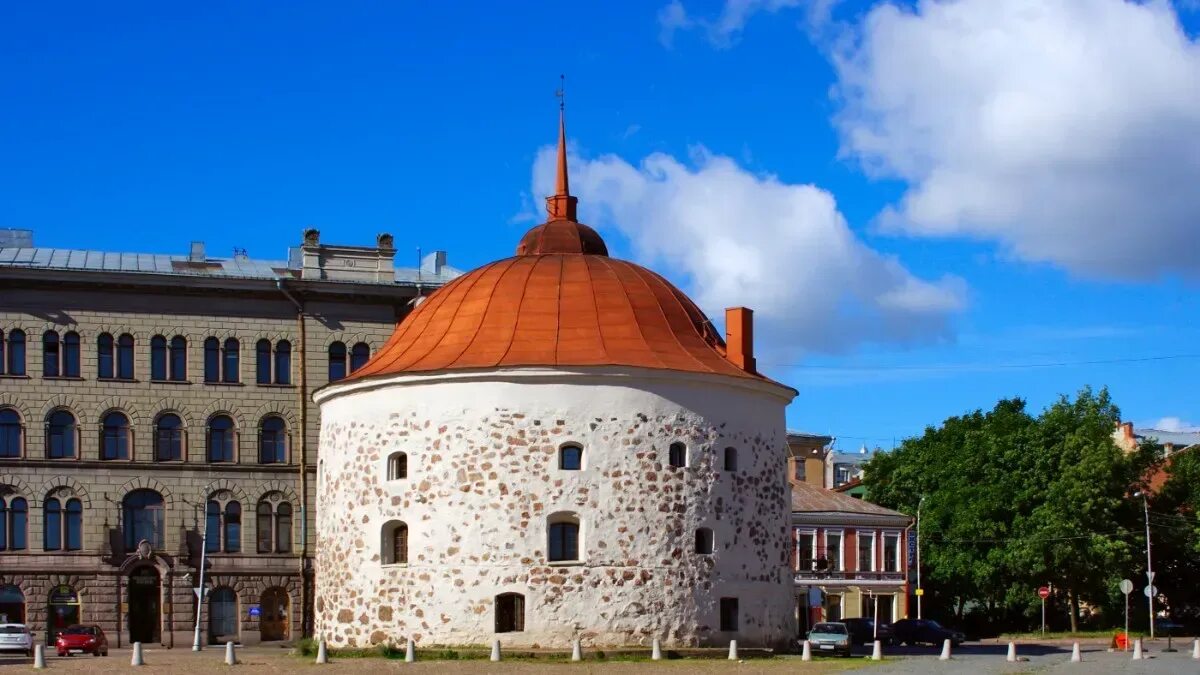 Круглая башня рыночная площадь 1 выборг фото Файл:Круглая башня, г.Выборг.JPG Вікіпедыя
