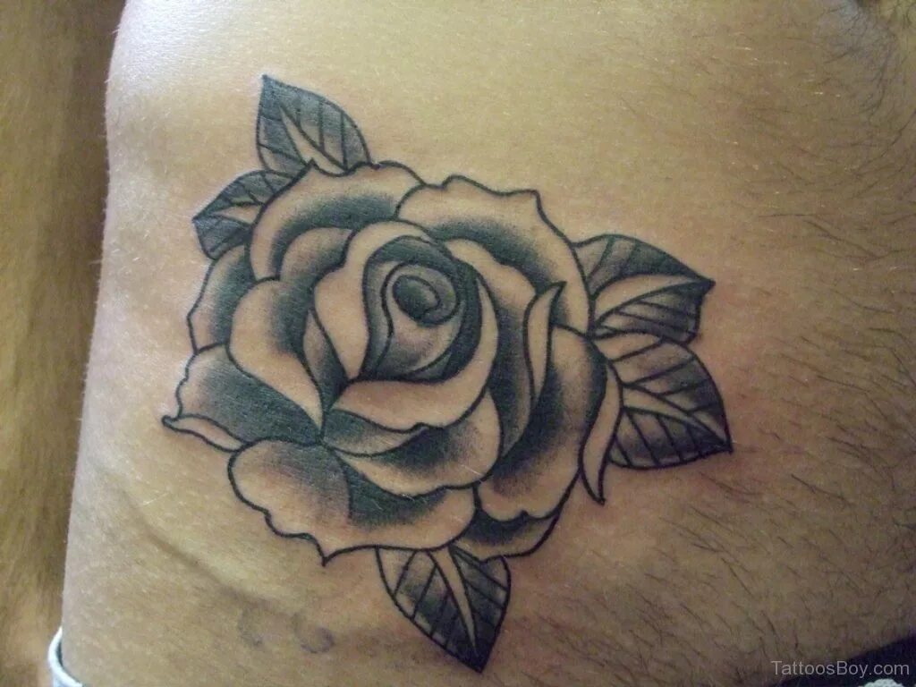 Татуировка в виде розы. Что значит тату черно