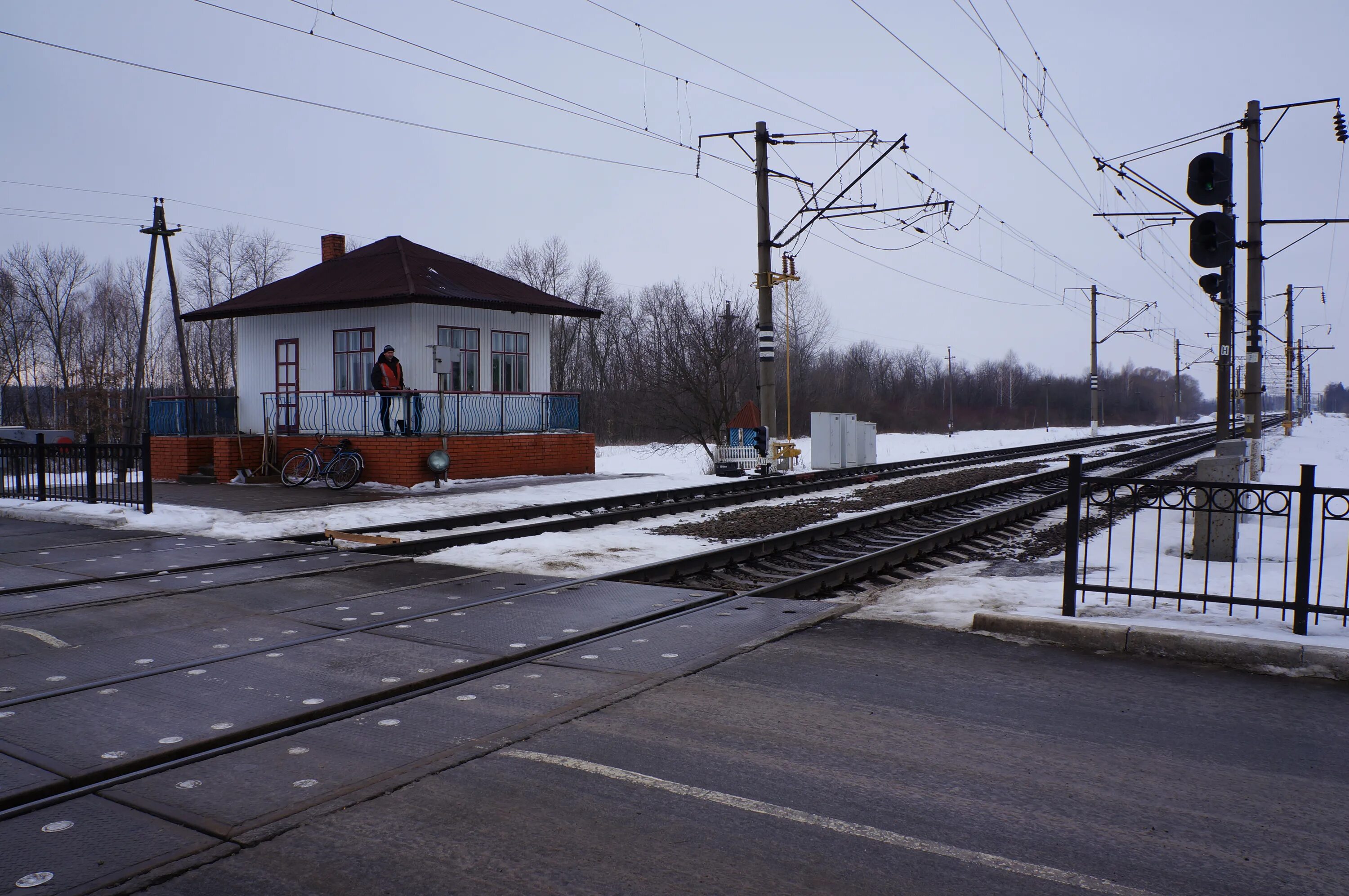 Переехать в нижегородскую область. Станция Богоявленск Тамбовской. Богоявленск Тамбовская область Железнодорожный вокзал. Переезд ЖД станция Богоявленск. Первомайский Богоявленск ю.-вост.