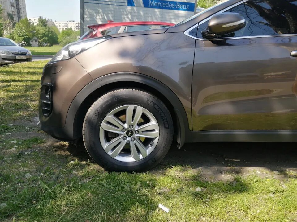 Купить резину на спортейдж. Шины для Киа Спортейдж 4. 225 65 17 Kia Sportage 4. Шины Киа Спортейдж 3. Колёса на Киа спортейж4 19.