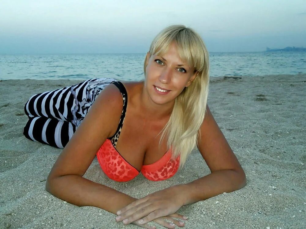 частные анкеты. частный фотоальбом женщины. биндюкова татьяна. домработница с проживанием. женщина после 30.