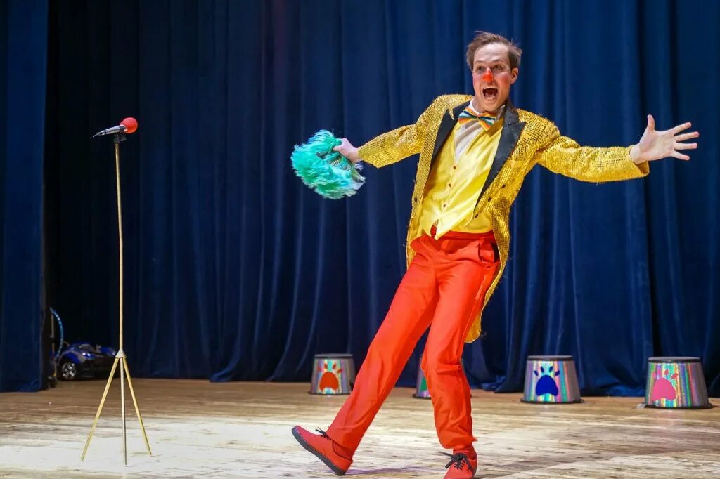 дк шахтер цирк 21 ноября. цирк дк афиша. дворец культуры исилькуль цирк 21 ноября. цирк дом культуры. цирк в дк.