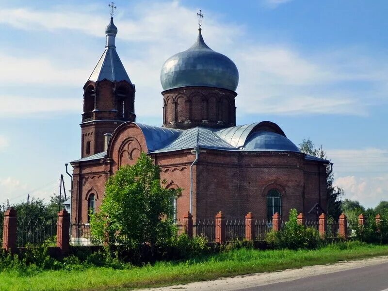 Храм Успения Пресвятой в Мячково. Успенская Церковь Мячково. Успенский храм Мячково Коломенский район. Село Мячково.