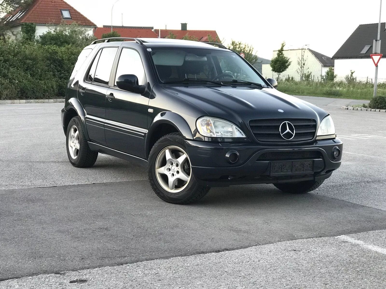 Mercedes-Benz w163. Mercedes ml w163. Мерседес мл 163. Мерседес мл 163 кузов. Купить мерседес мл w163