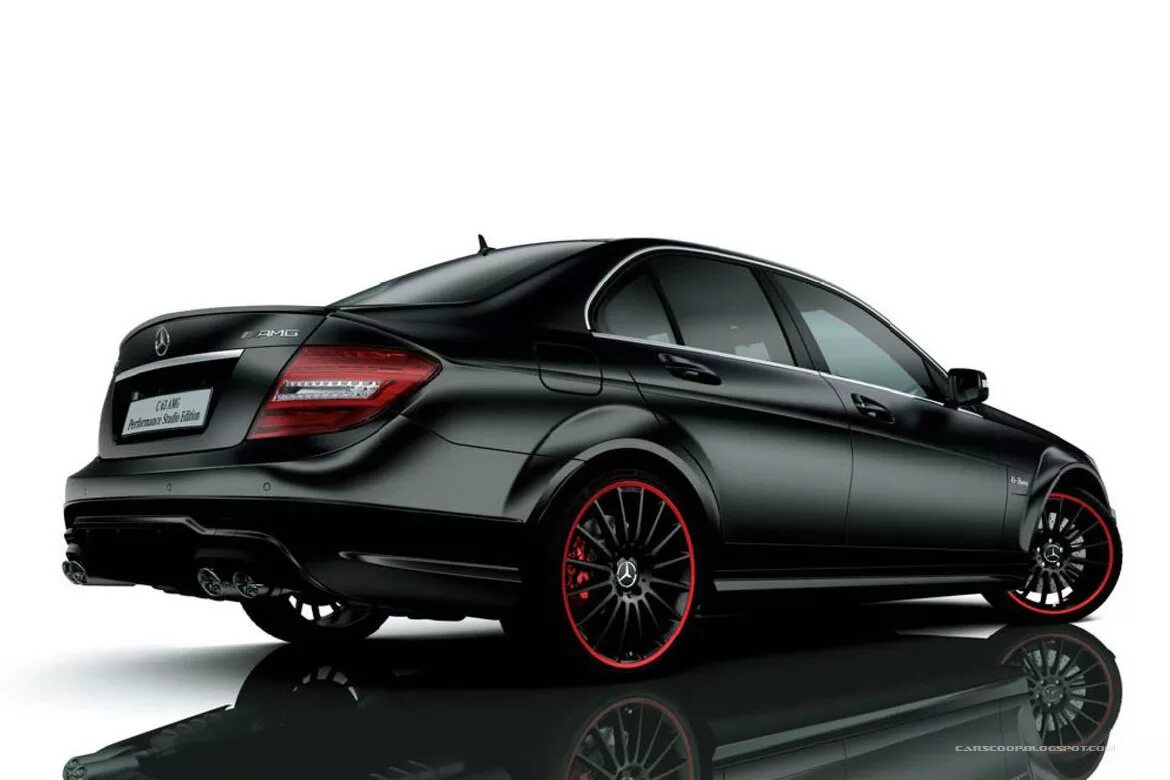 Benz performance. Мерседес c63 amg performance. красно черный мерседес c63. мерс амг 63. мерседес бенц с 63 амг черный.