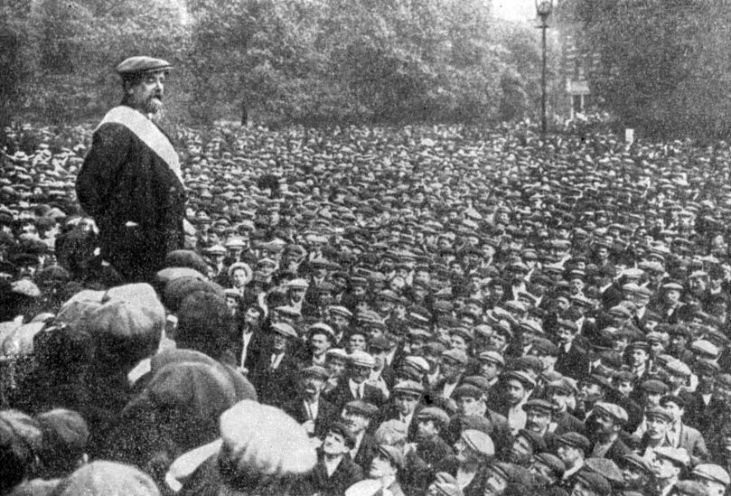 Какое движение было в 20 веке. Забастовки рабочих 19 век. Стачки рабочих в Англии 19 век. Рабочее движение во Франции в 19 веке. Рабочее движение в России 20 век.