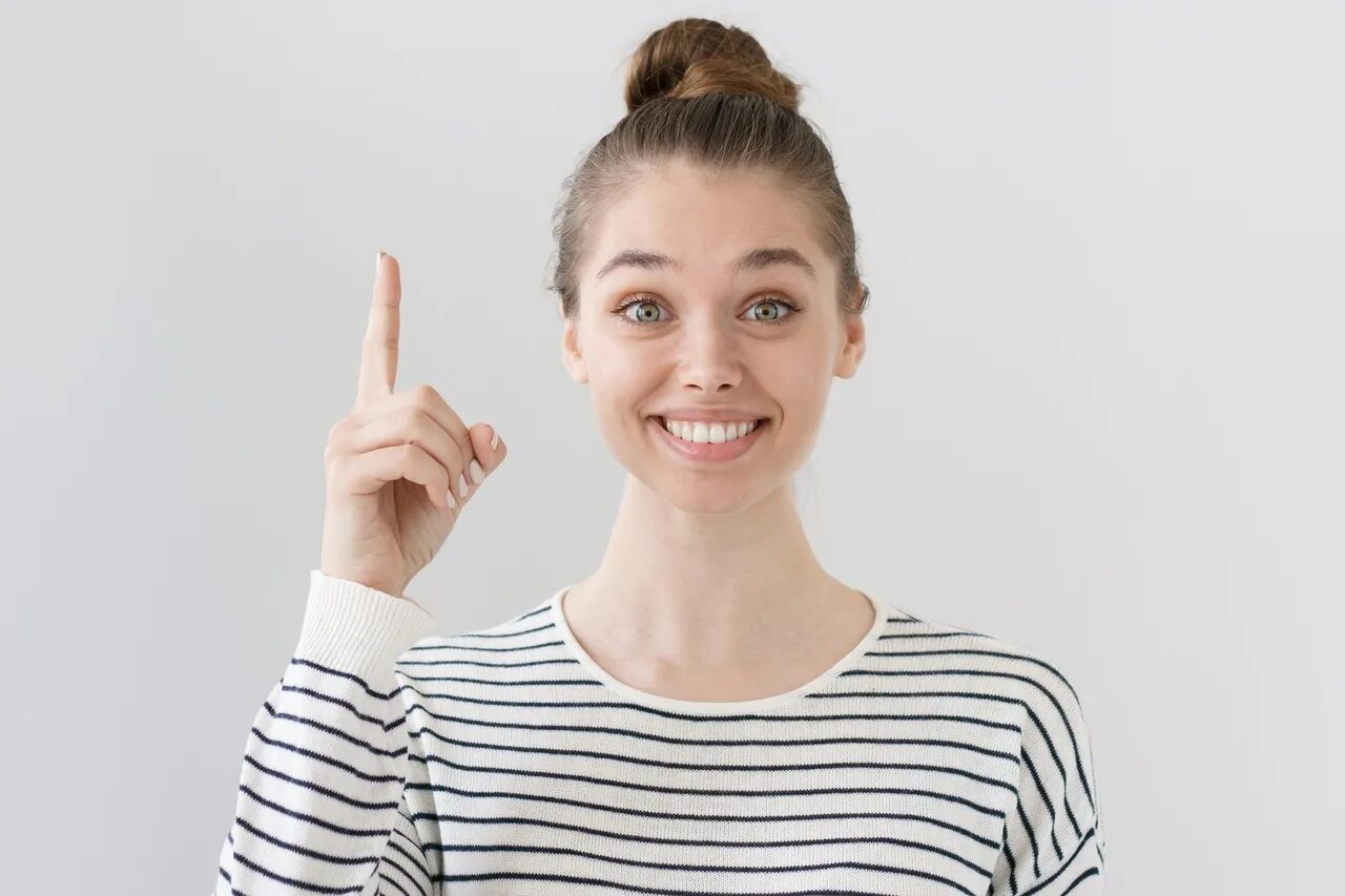 Израильская фотомодель бар рафаэли. Women the best. Business girl png. Девушка изображенная полосами. Девушка улыбка.