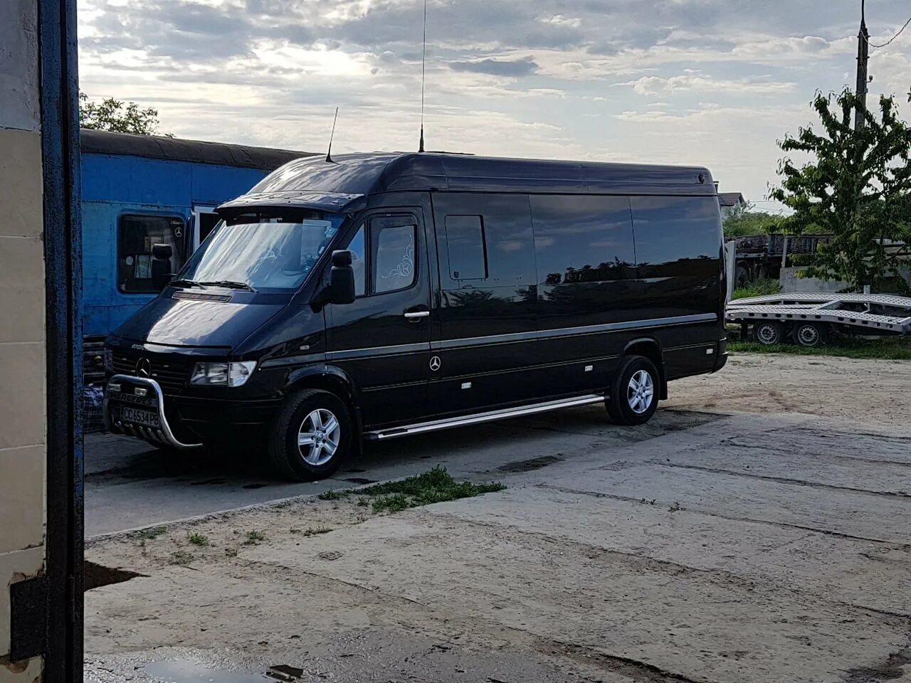 Микроавтобус Mercedes-Benz Sprinter 312. Мерседес Бенц Спринтер пассажирский. Мерседес Спринтер пассажирский 2005. Микроавтобус Мерседес Спринтер 2004. Купить микроавтобус мерседес спринтер пассажирский