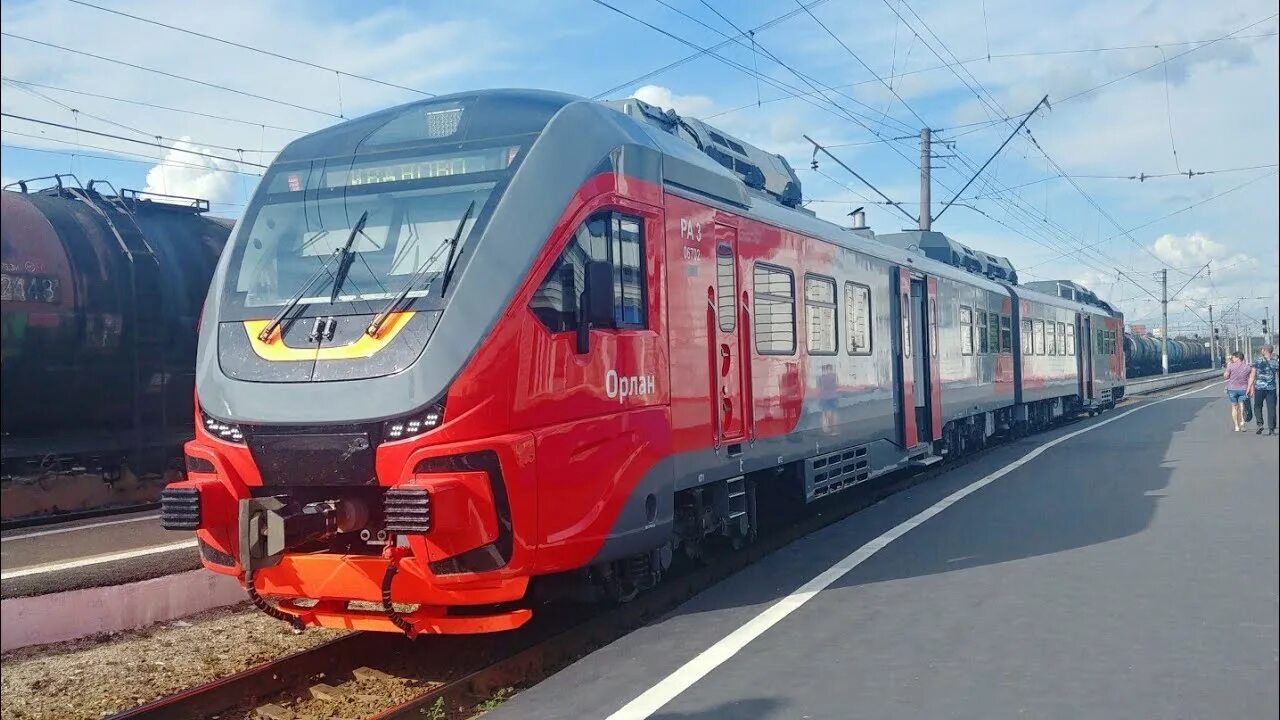 Электричка александров станции. Рельсовый автобус Орлан. Ра-3 Орлан. Александров Иваново электричка. Рельсовый автобус Орлан Иваново.