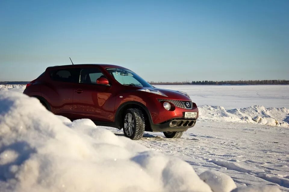 Жук полный привод. Nissan Juke ралли. Ниссан Жук полный привод. Ниссан Жук оффроуд. Ниссан Жук красный.