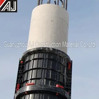 Круглая колонна окруженная