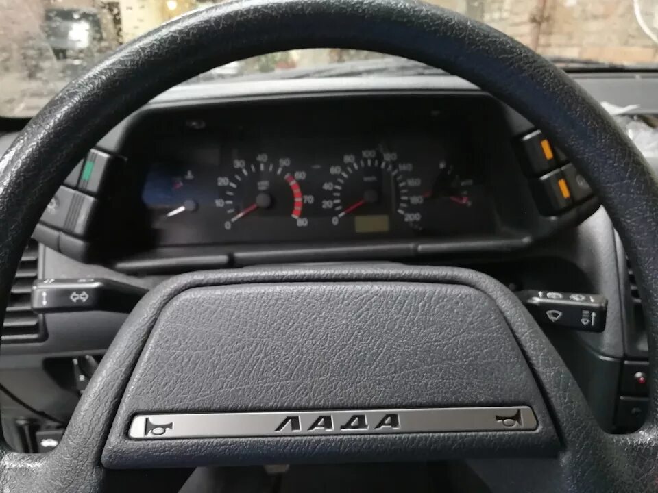 2110 болтается руль. Болтается руль на ваз 2110. болтается рулевое колесо на ваз 2110. ваз 2115 болтается руль вверх вниз. шатается руль на ваз 2110.