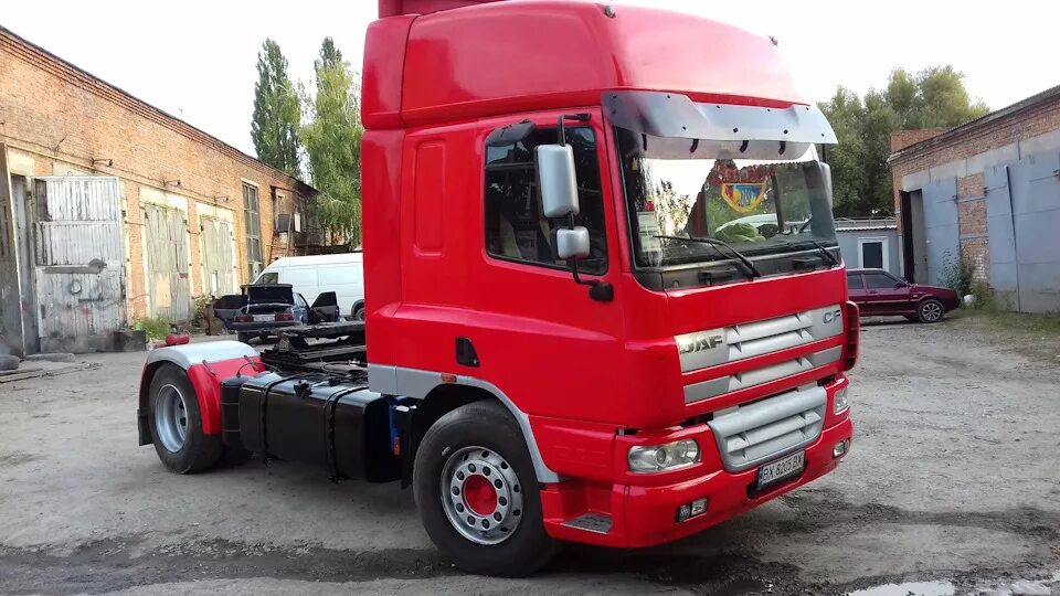 Кабина даф 105 купить. DAF cf75. Даф ЦФ 75. DAF DAF 75 CF. DAF CF 75 кабина.