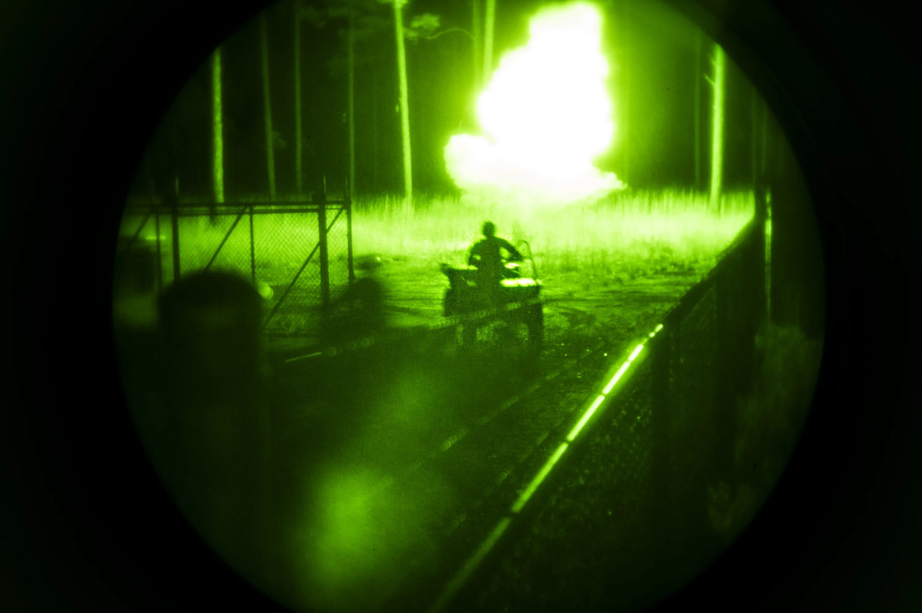 Night vision 2. Night Vision 2 тепловизор. Night Vision r 11. Night Vision TX 5320. Night Vision GX прибор ночного видения.