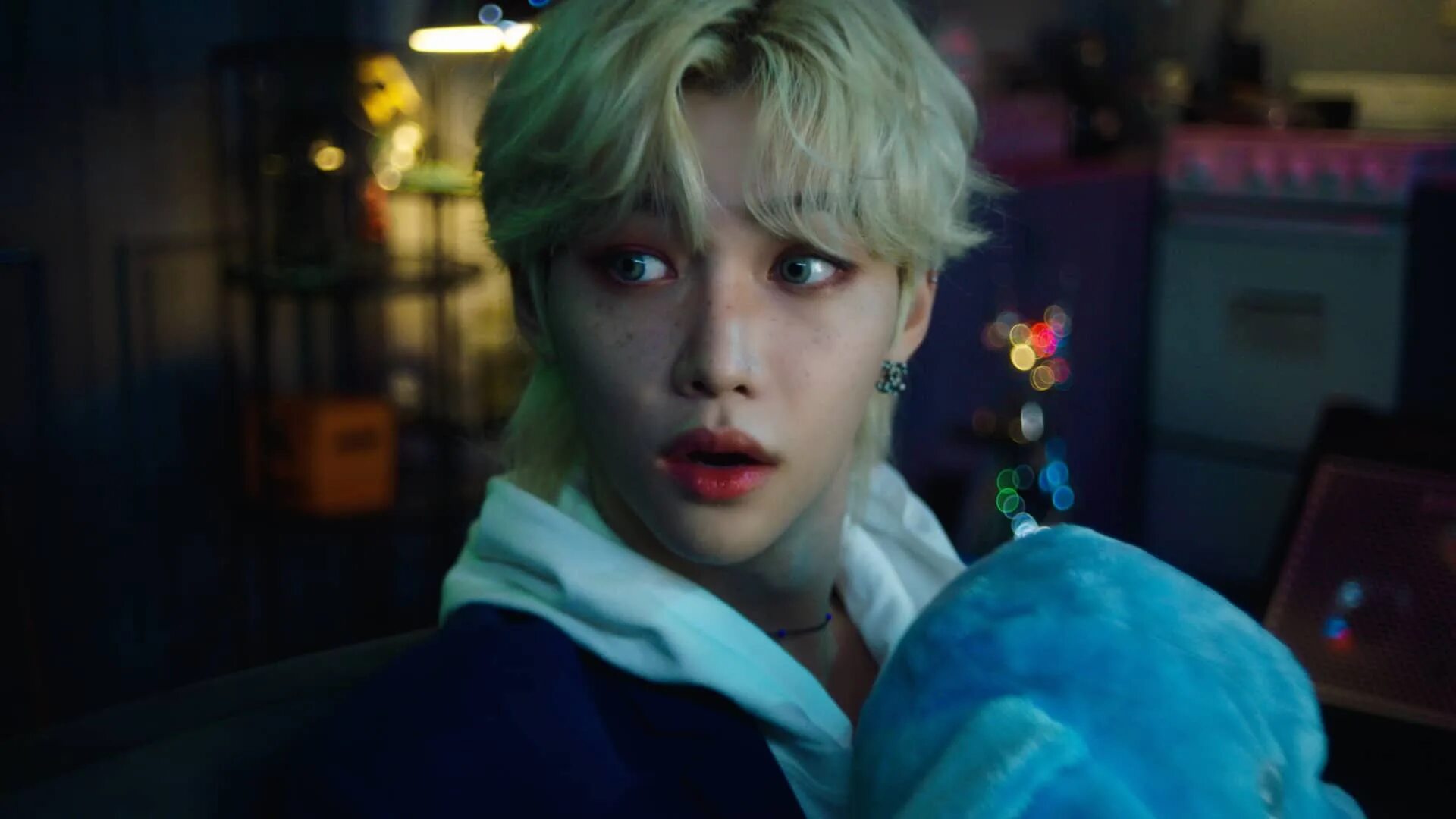 Домино stray. Felix Stray Kids.