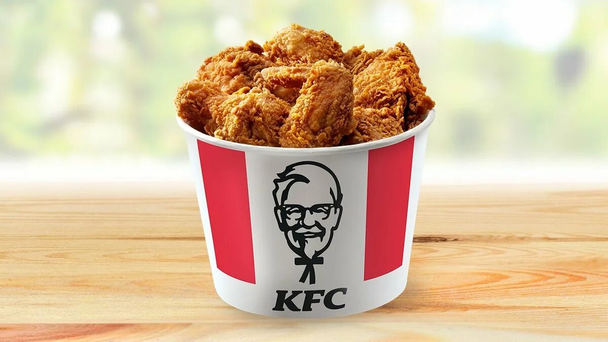 Kfc казахстан. Сандерс баскет. kfc сандерс баскет. баскет с крыльями кфс. баскет с курицей кфс.